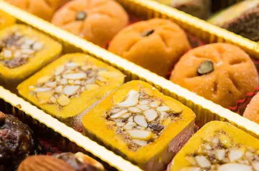 Assorted mishti in a Kolkata sweet shop